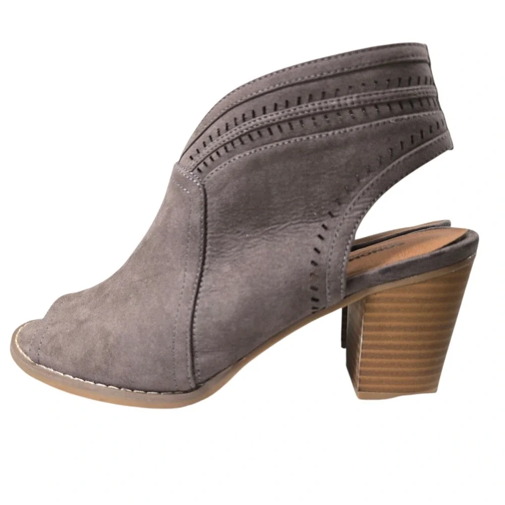 Sonoma Women's Taupe Gray Faux Suede Peep Toe Heeled Booties‎ Ankle Boots